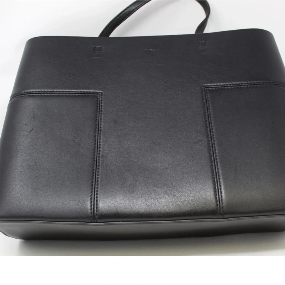 Tory Burch Black leather Block-Tbag w/ removable clutch GUC